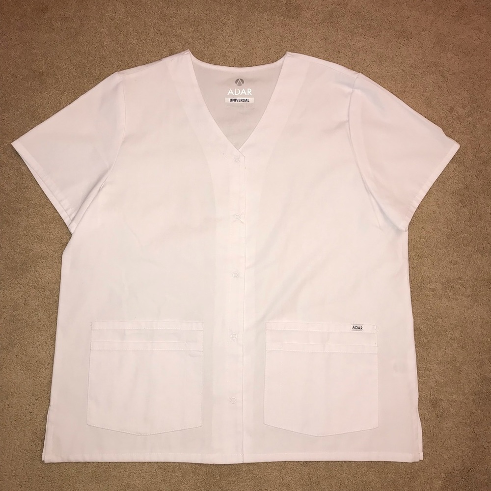 Adar Medical Scrubs Top NEW Size 2XL White Short Sleeve Snap Button Down V Neck